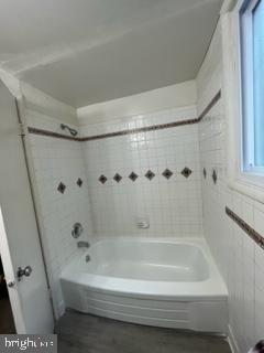 HOLLY HILL CONDOMINIUMS - Residential Lease