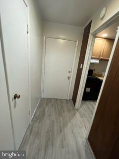 HOLLY HILL CONDOMINIUMS - Residential Lease