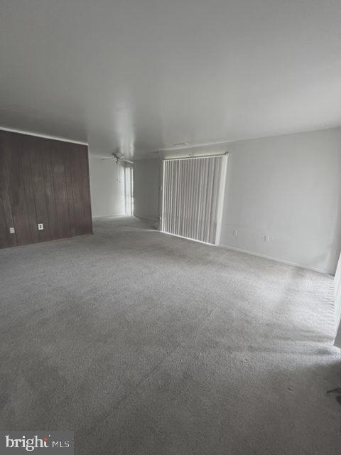 HOLLY HILL CONDOMINIUMS - Residential Lease