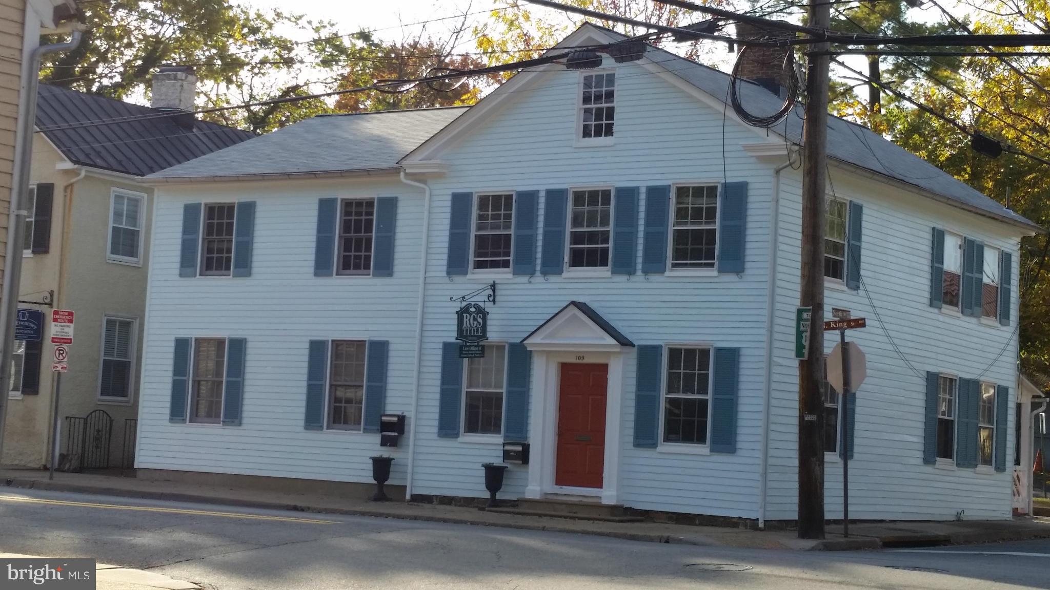 LEESBURG - Commercial Sale