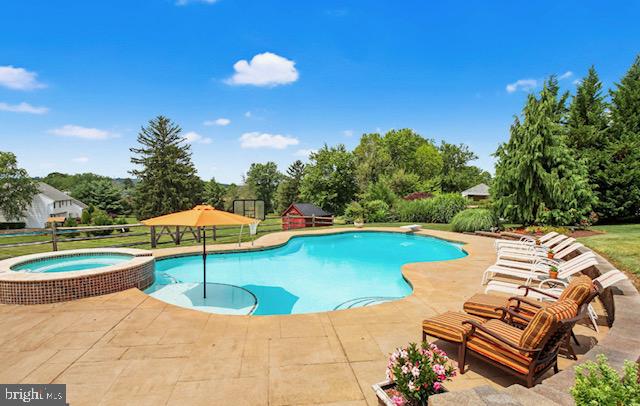 EXETER GOLF CLUB E - Residential