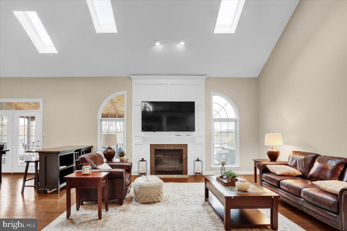 EXETER GOLF CLUB E - Residential