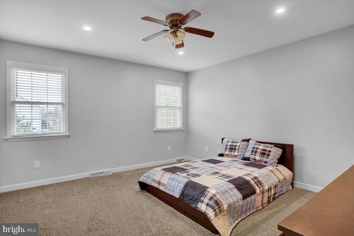 EXETER GOLF CLUB E - Residential