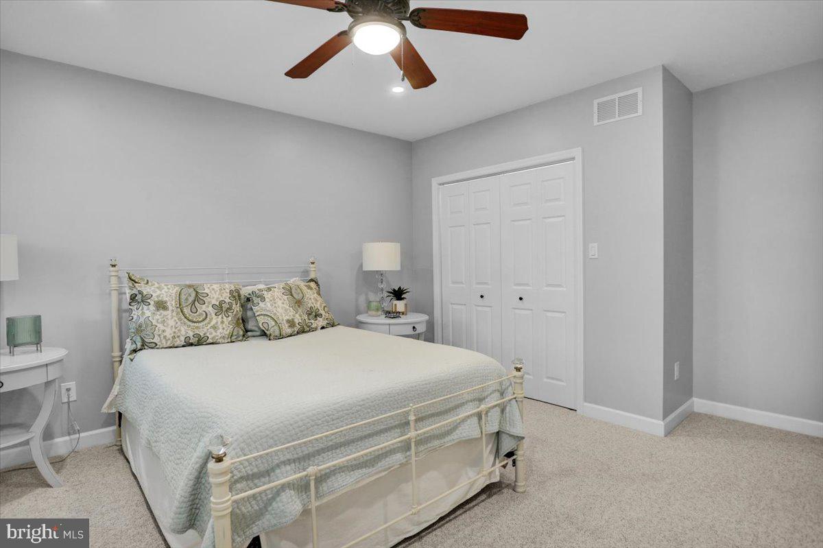 EXETER GOLF CLUB E - Residential