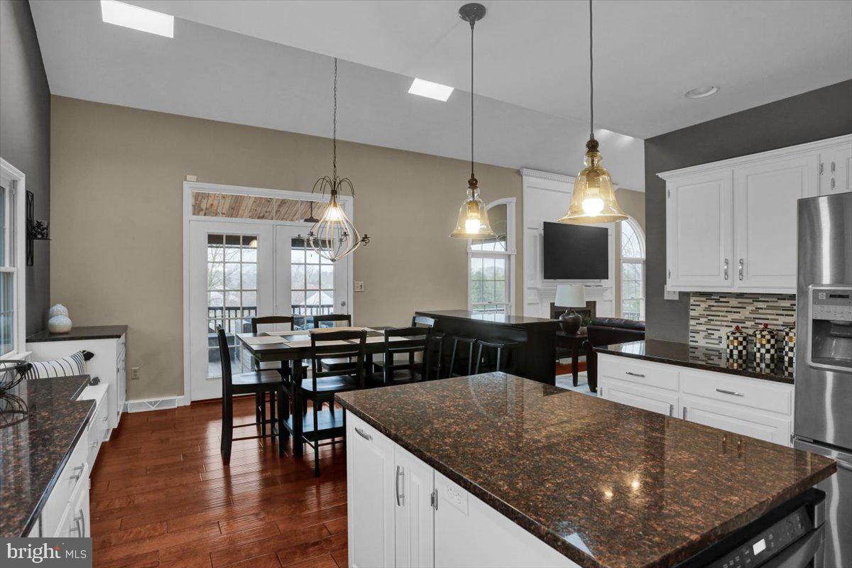 EXETER GOLF CLUB E - Residential