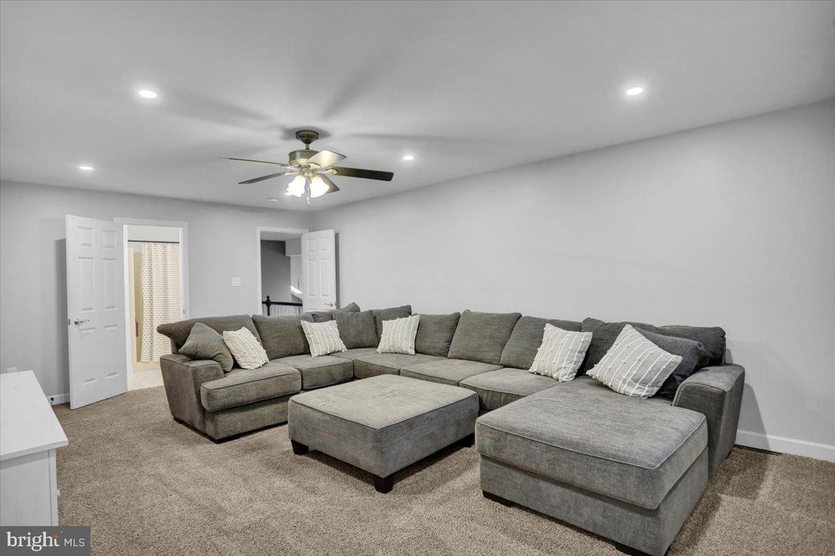 EXETER GOLF CLUB E - Residential