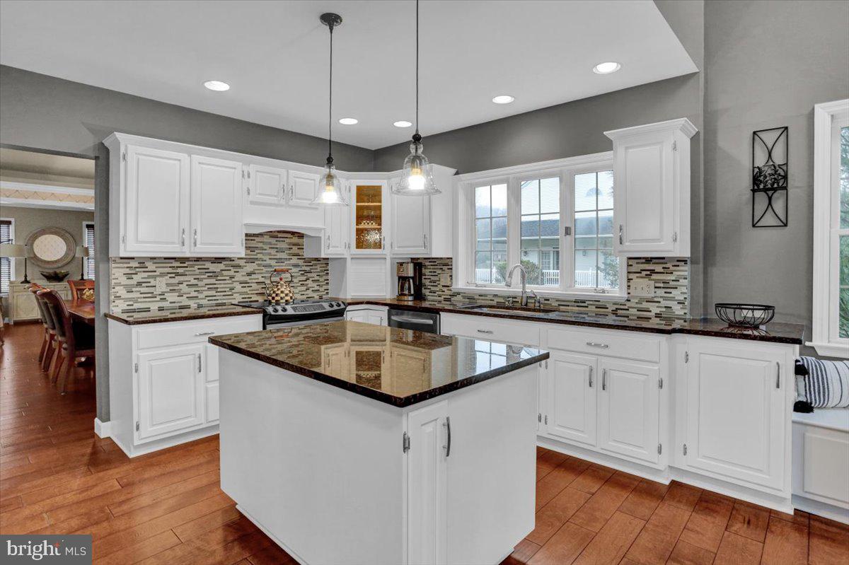 EXETER GOLF CLUB E - Residential