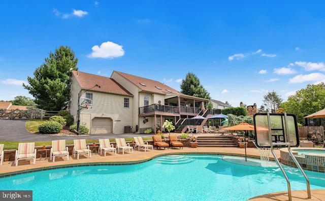 EXETER GOLF CLUB E - Residential