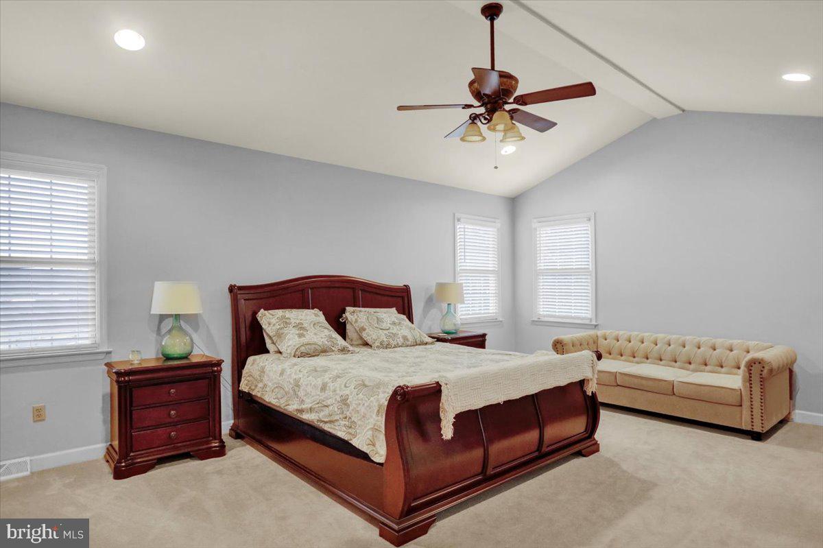 EXETER GOLF CLUB E - Residential