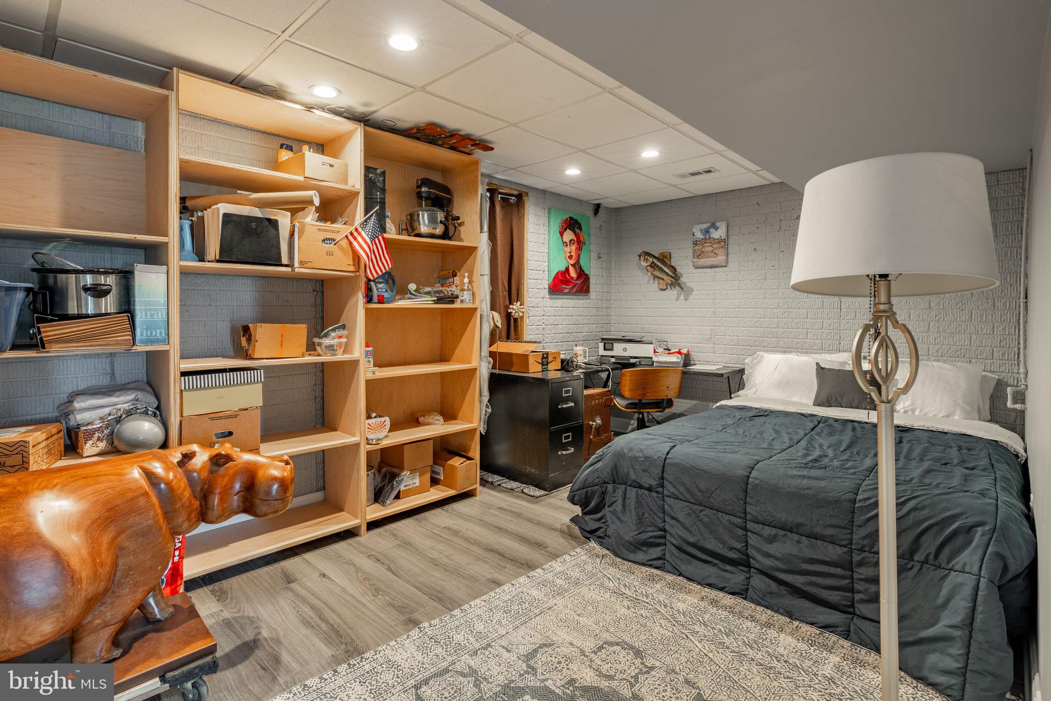 JACKSON HEIGHTS - Residential