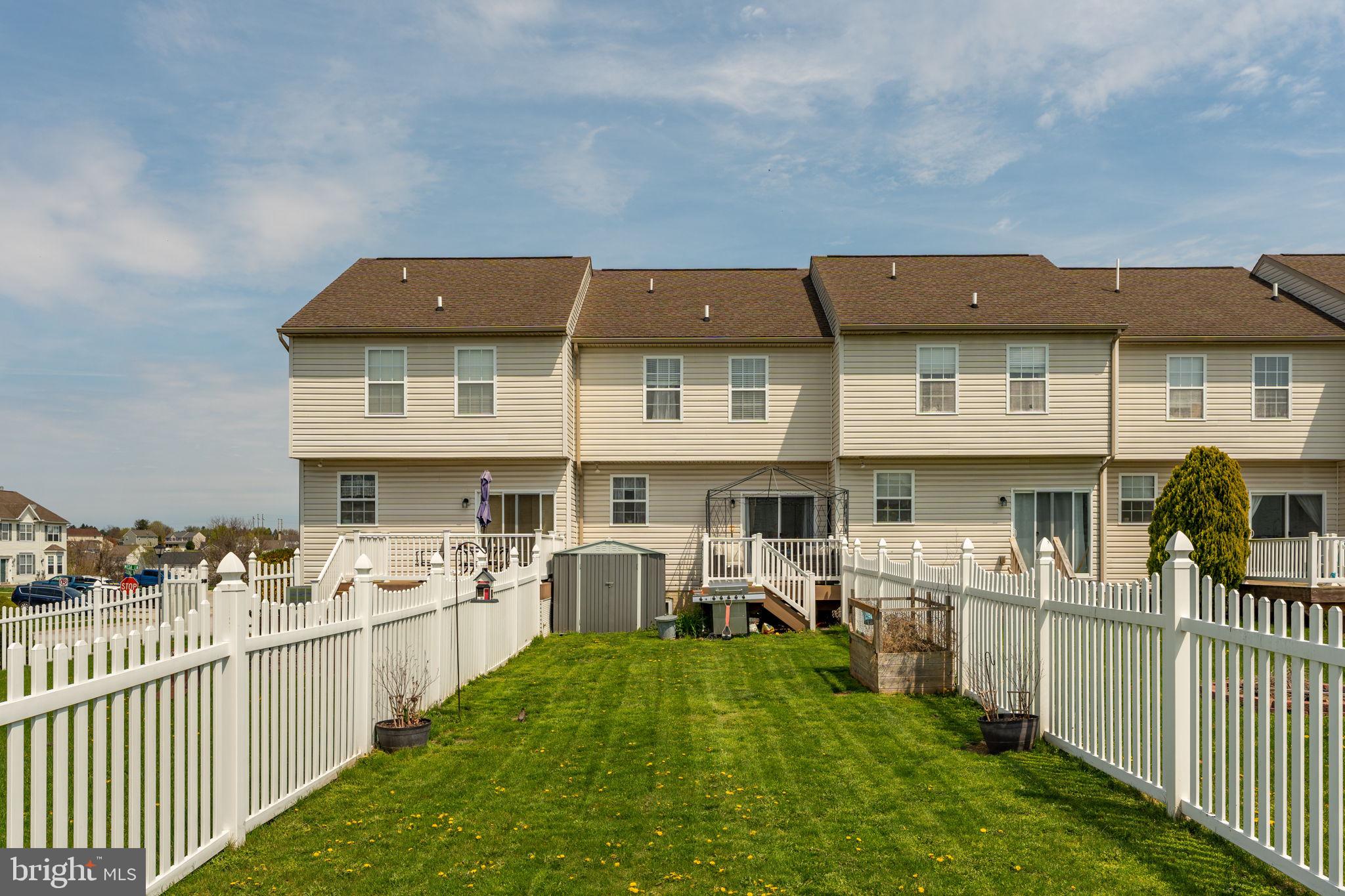 JACKSON HEIGHTS - Residential