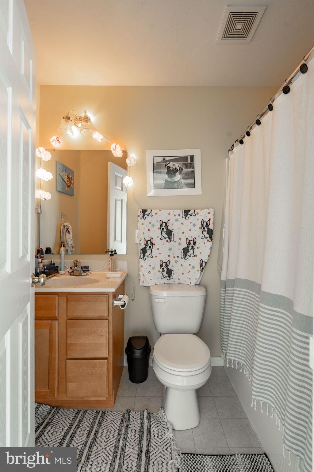 JACKSON HEIGHTS - Residential