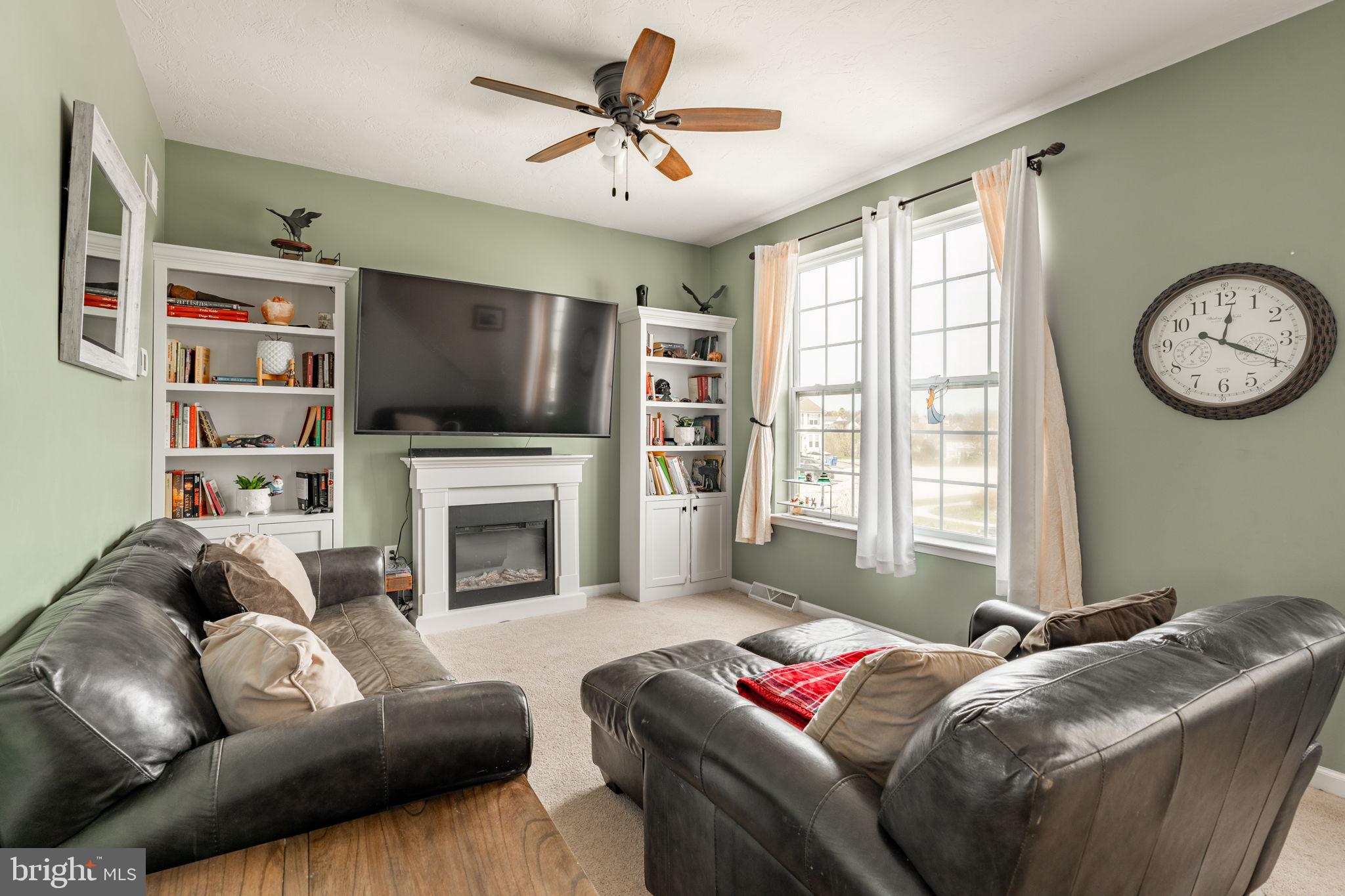 JACKSON HEIGHTS - Residential