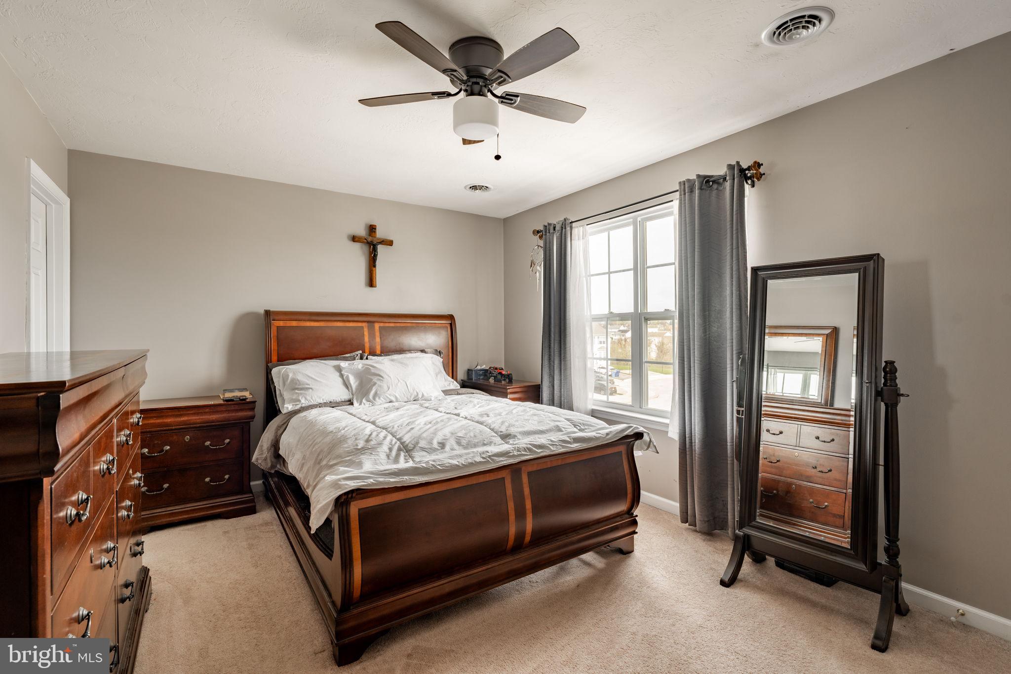 JACKSON HEIGHTS - Residential