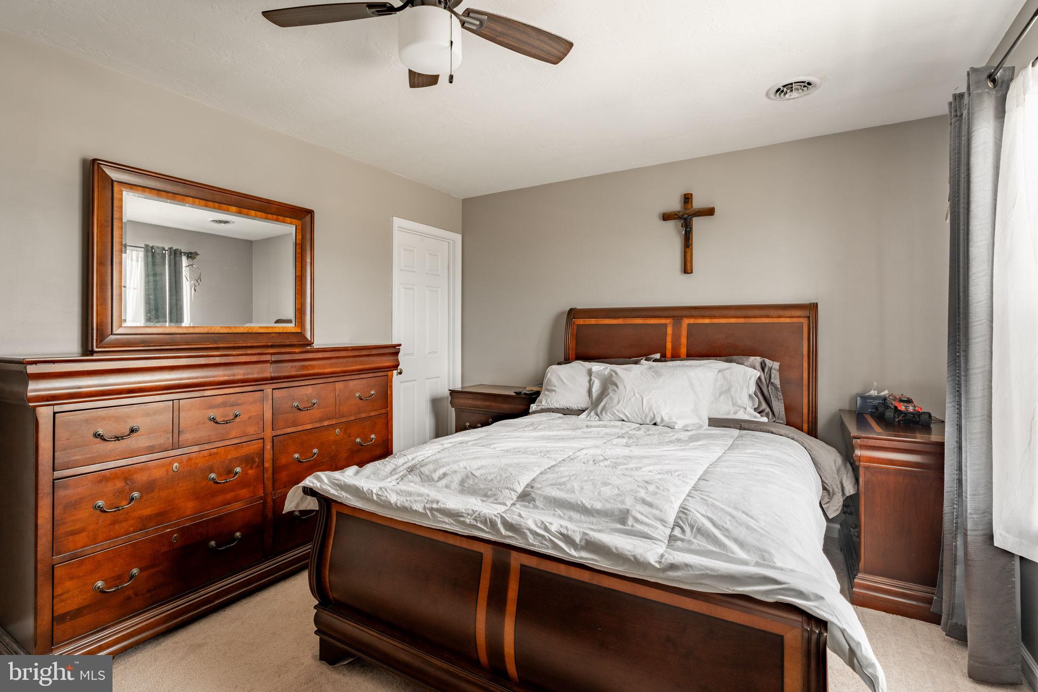 JACKSON HEIGHTS - Residential