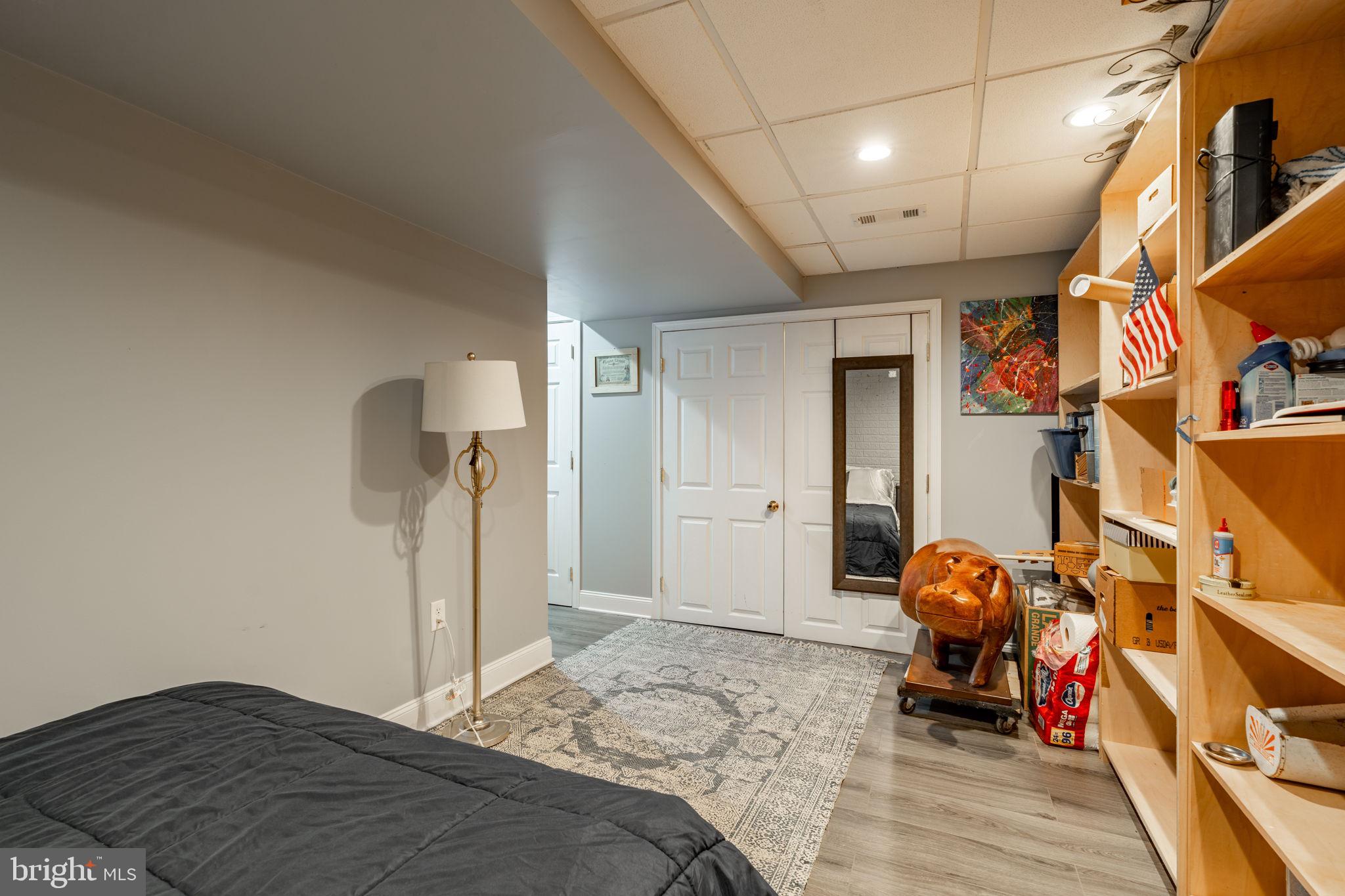 JACKSON HEIGHTS - Residential