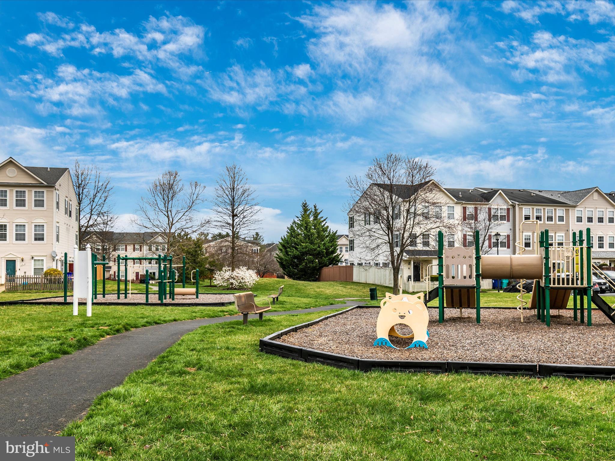 WELLINGTON TRACE - Residential