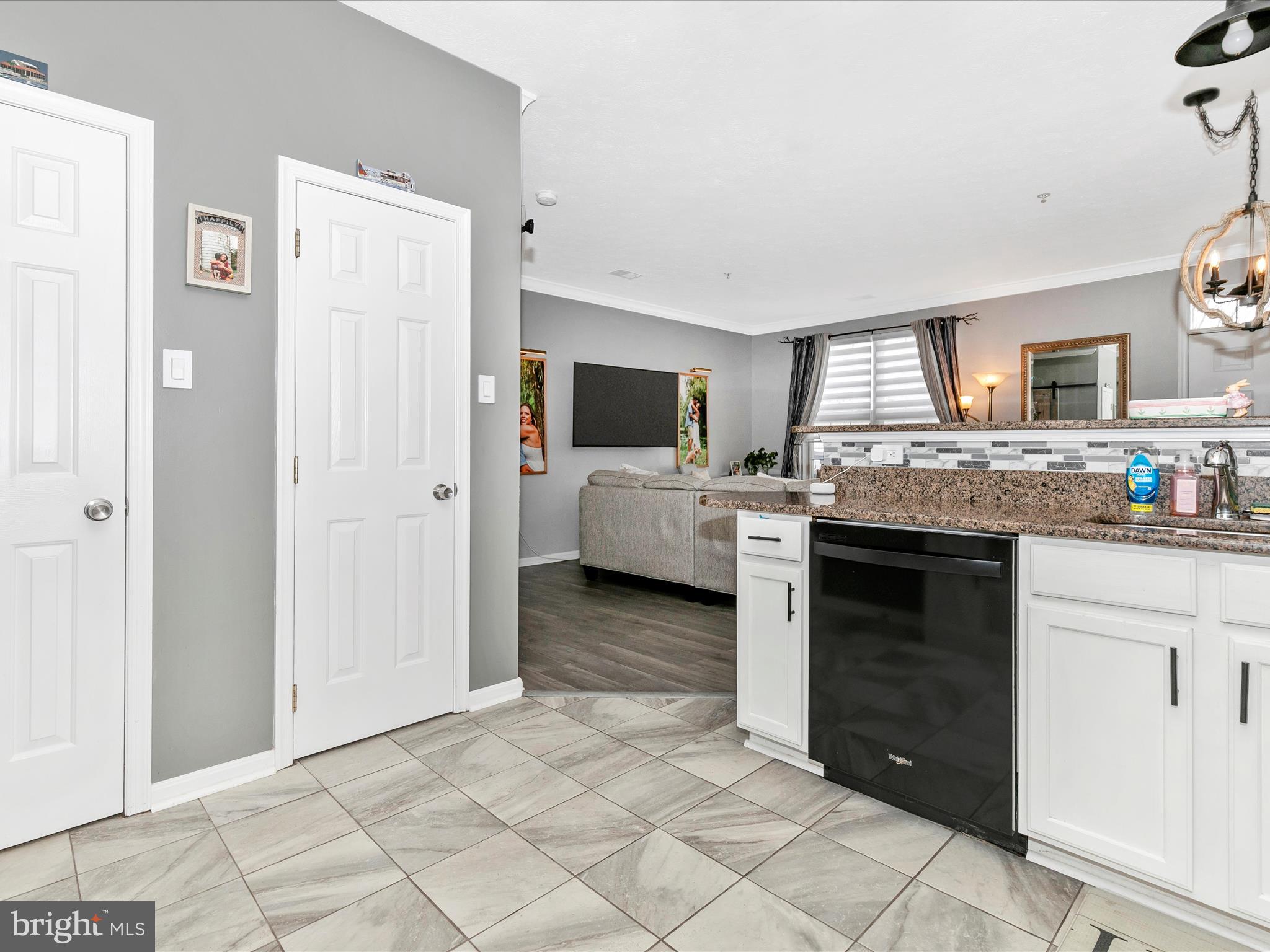 WELLINGTON TRACE - Residential