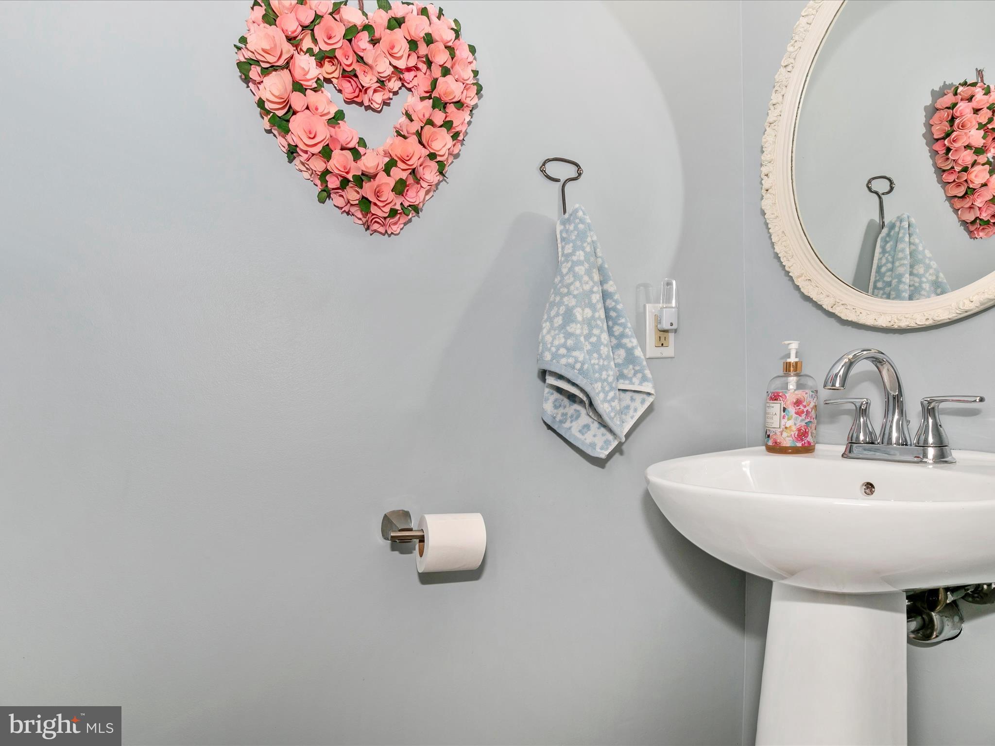 WELLINGTON TRACE - Residential