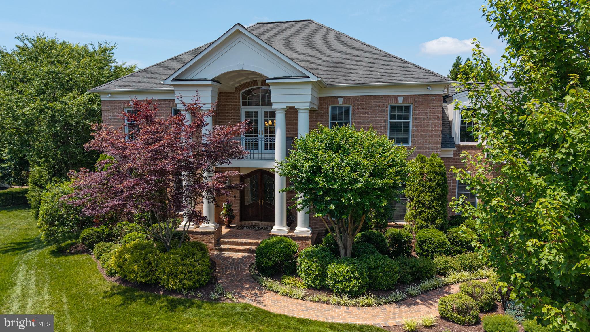 8382 PEDIGRUE COURT