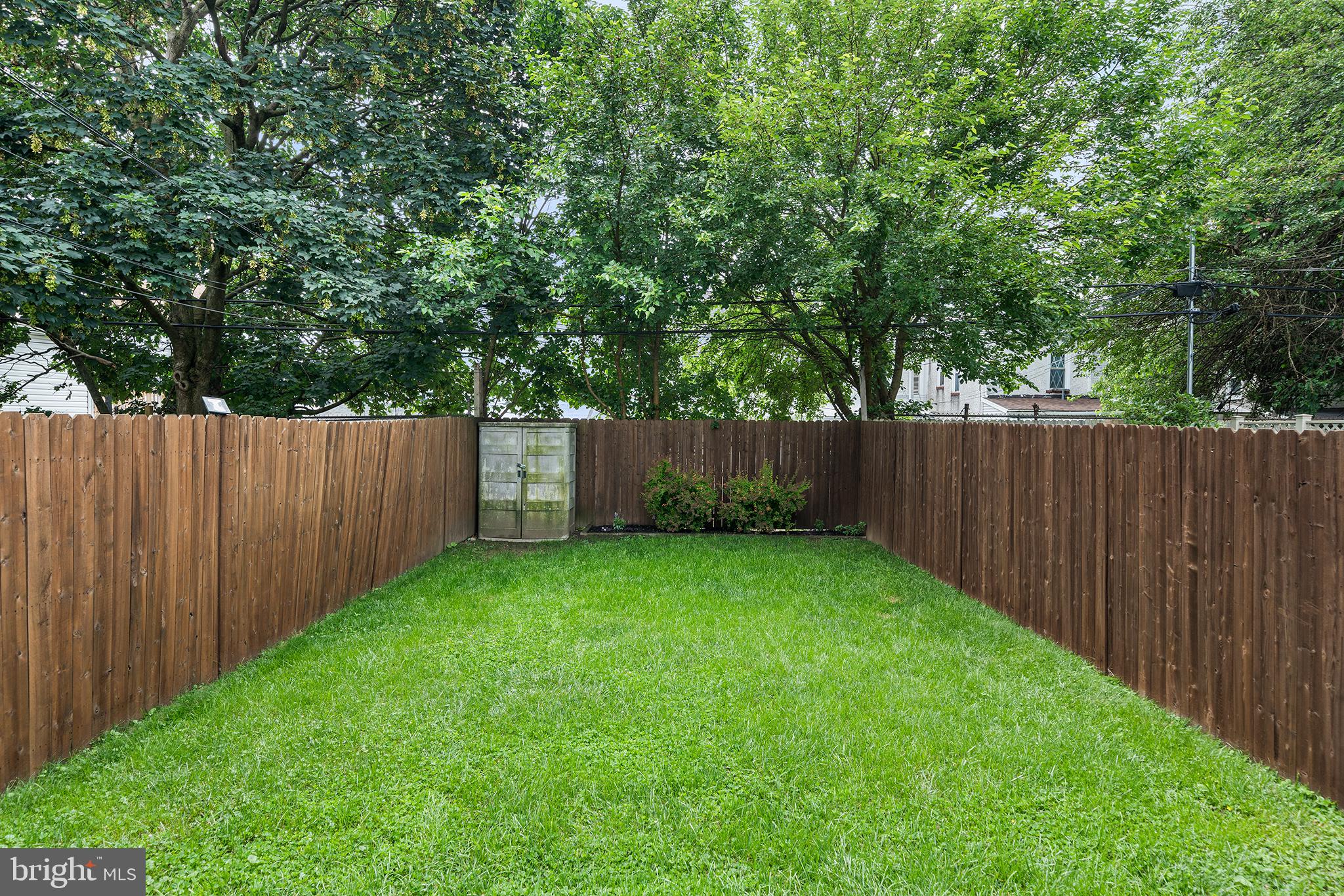 ROXBOROUGH - Residential