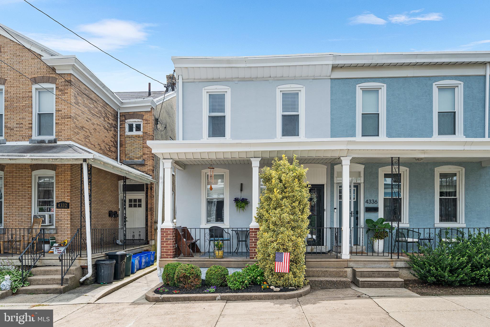 ROXBOROUGH - Residential