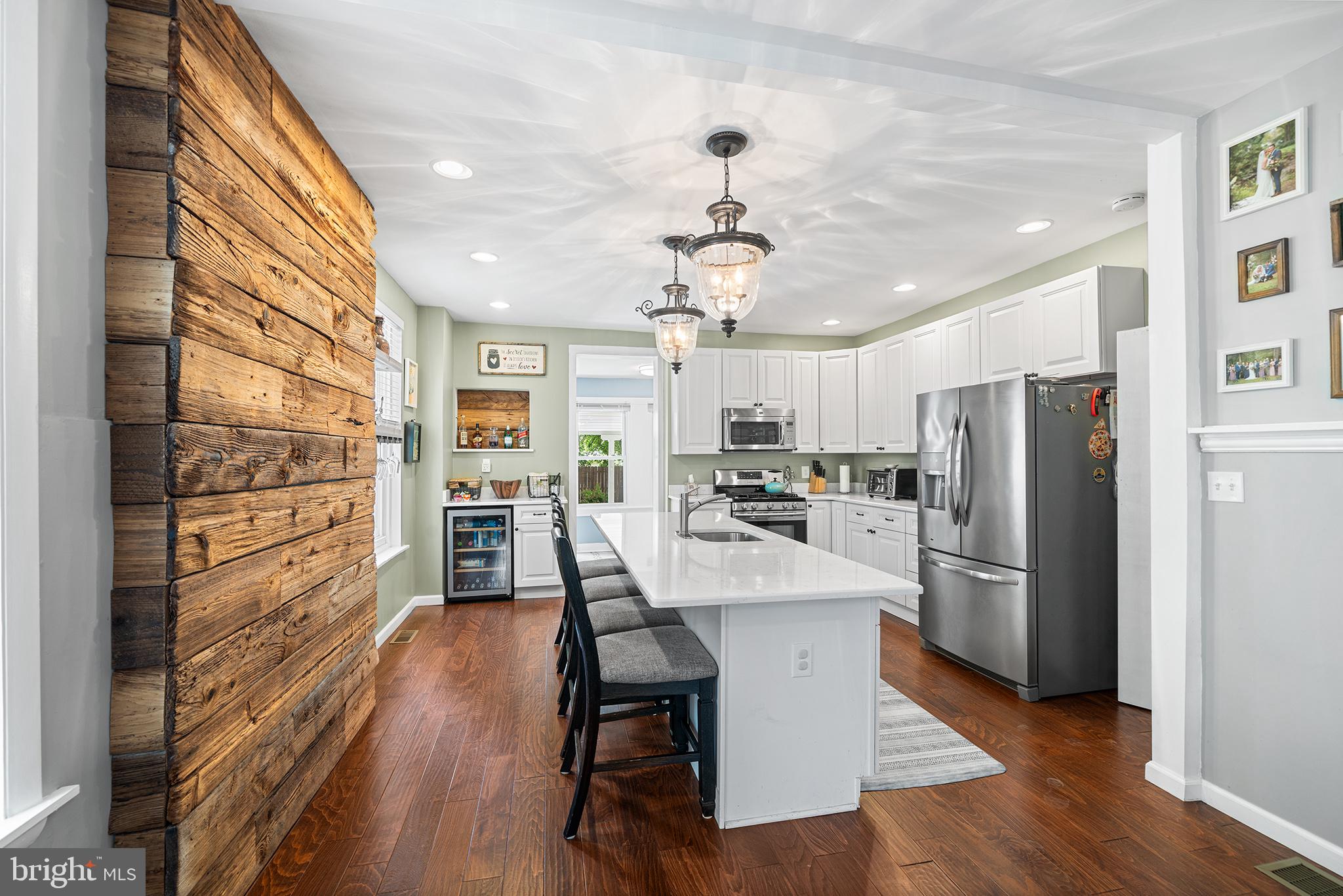 ROXBOROUGH - Residential