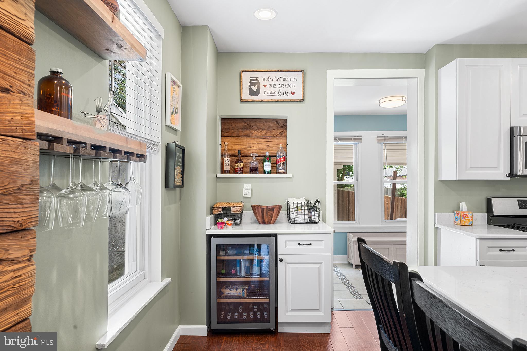 ROXBOROUGH - Residential