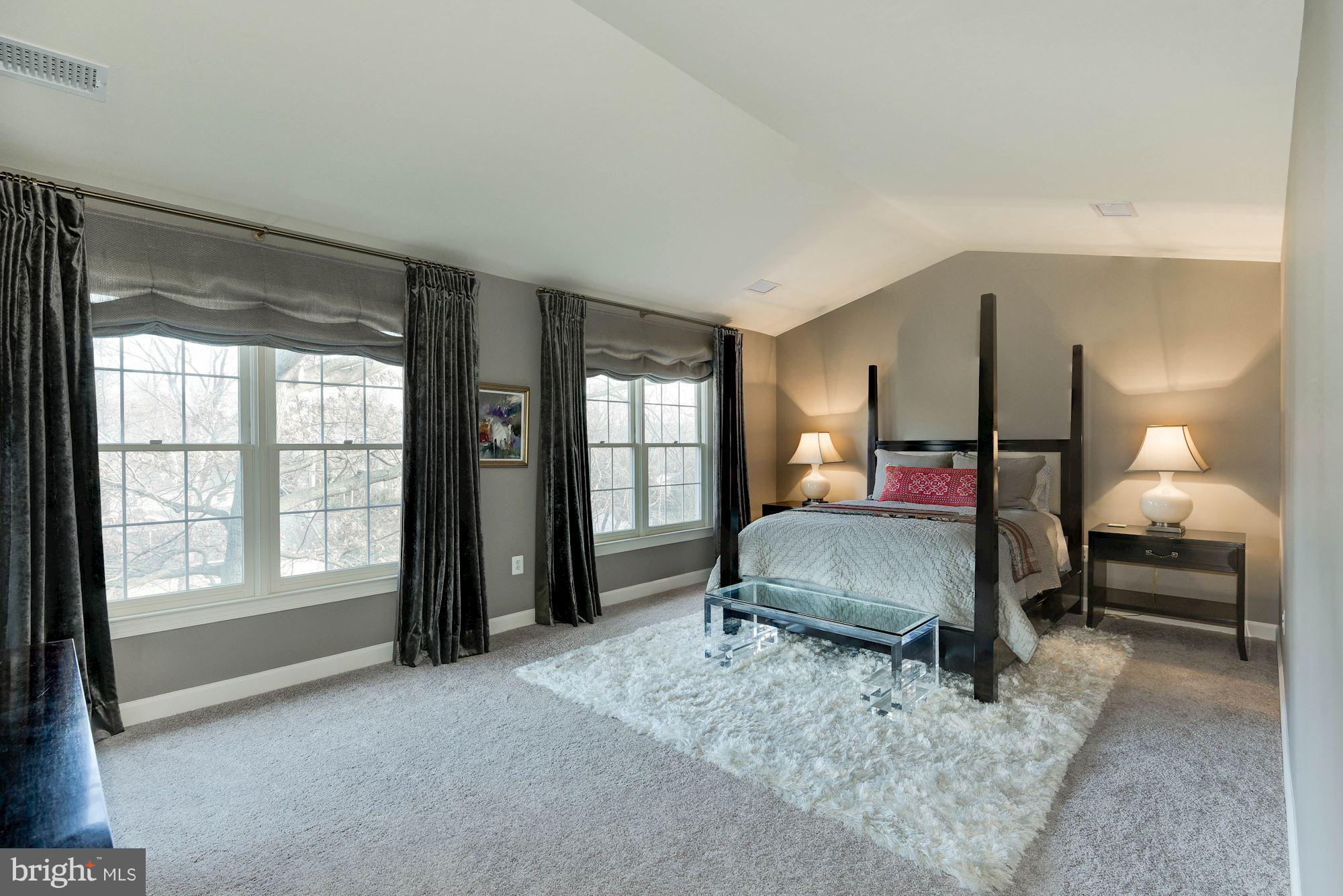 ALEXANDRIA - Residential