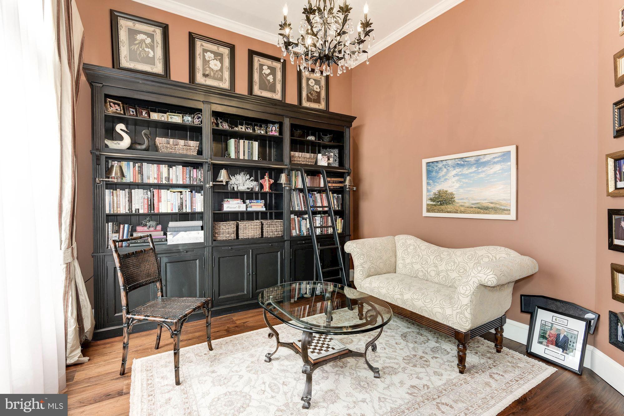 ALEXANDRIA - Residential