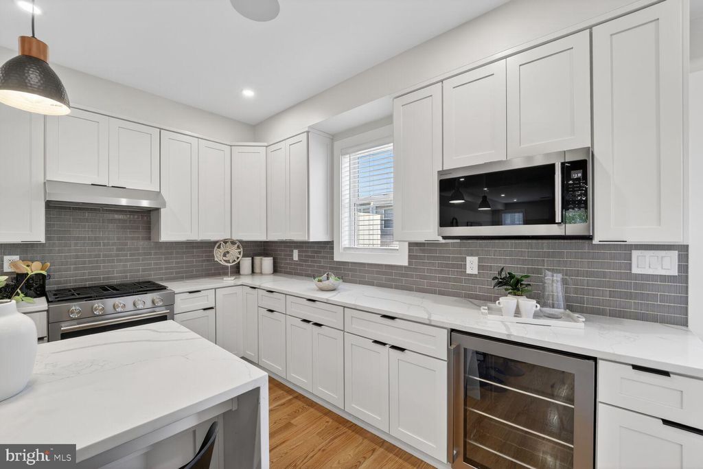 Photo of 1114 Oates Street NE, WASHINGTON, DC 20002 (MLS # DCDC2257256)