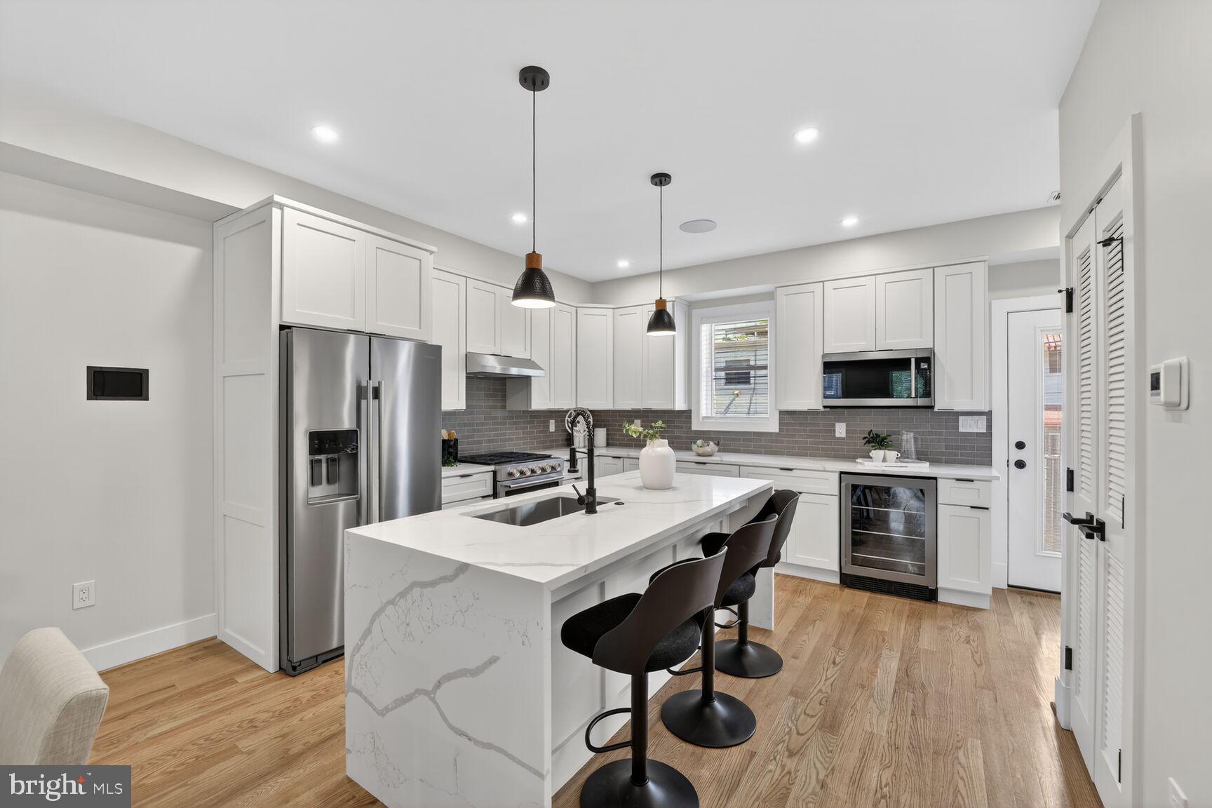 1114 OATES STREET NE