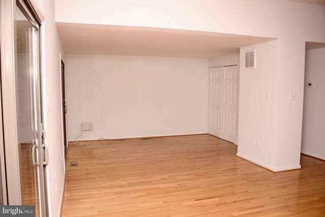 BAY RIDGE - Residential Lease