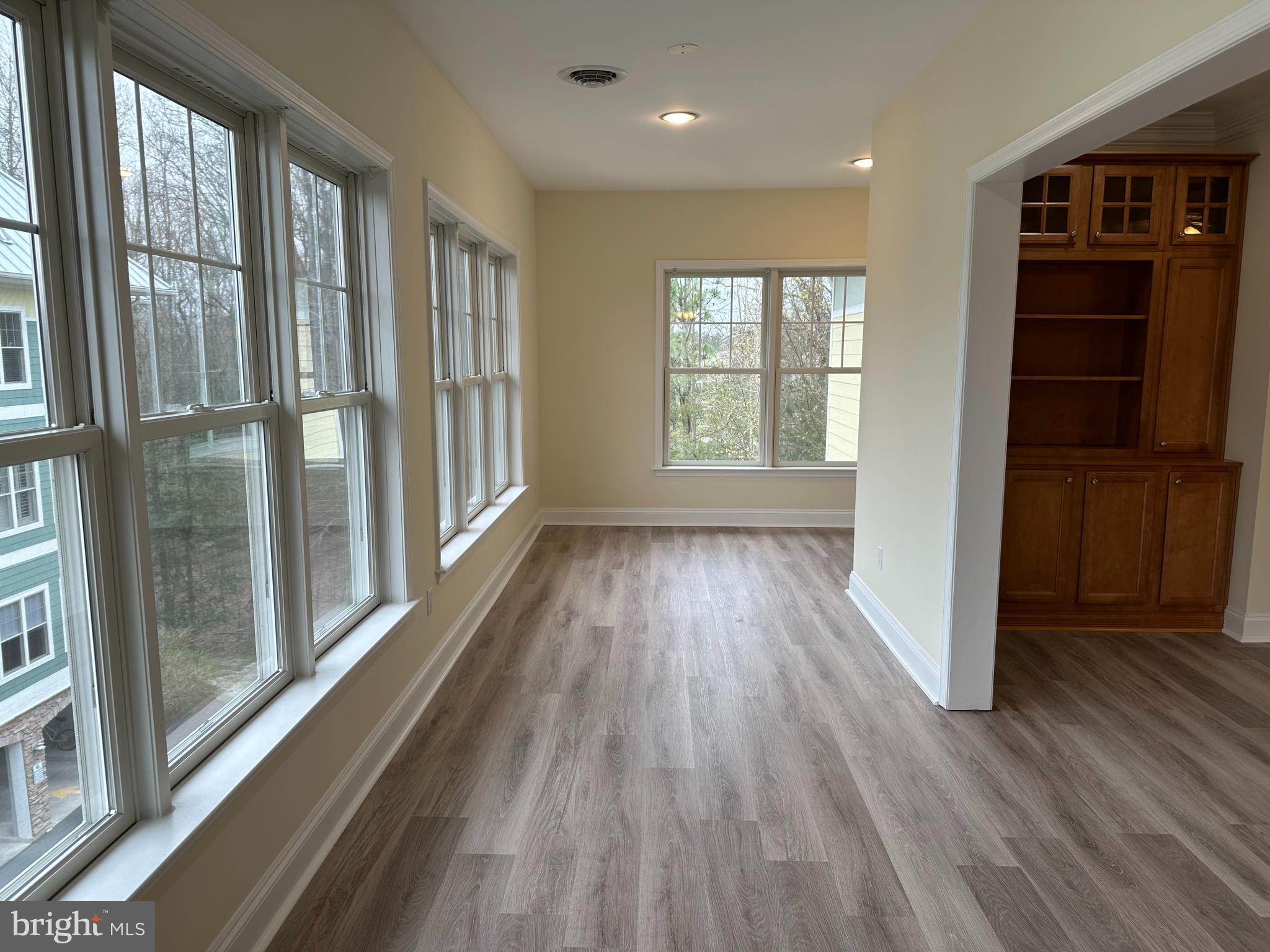 PENINSULA - Residential