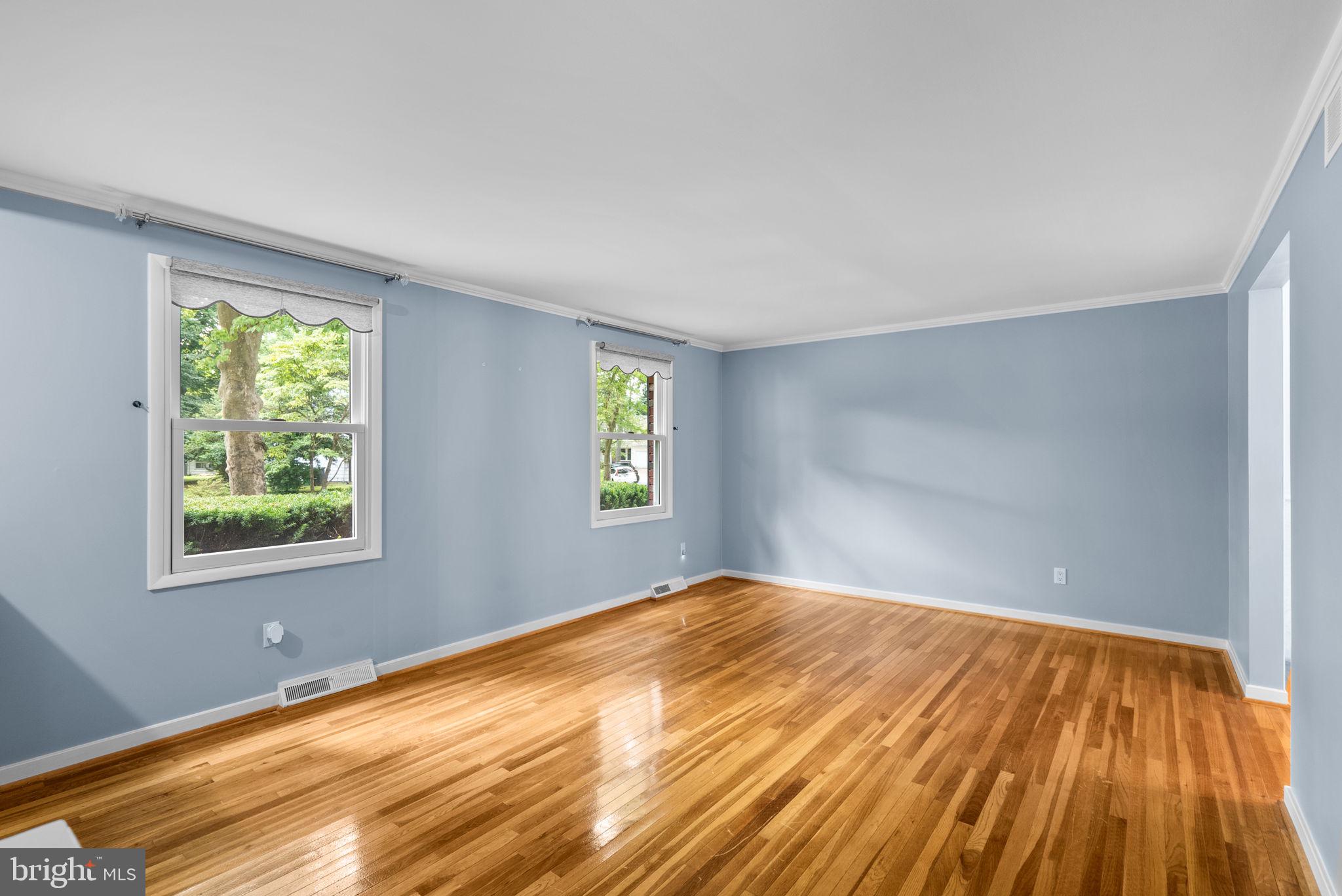 5122 RONDEL PLACE