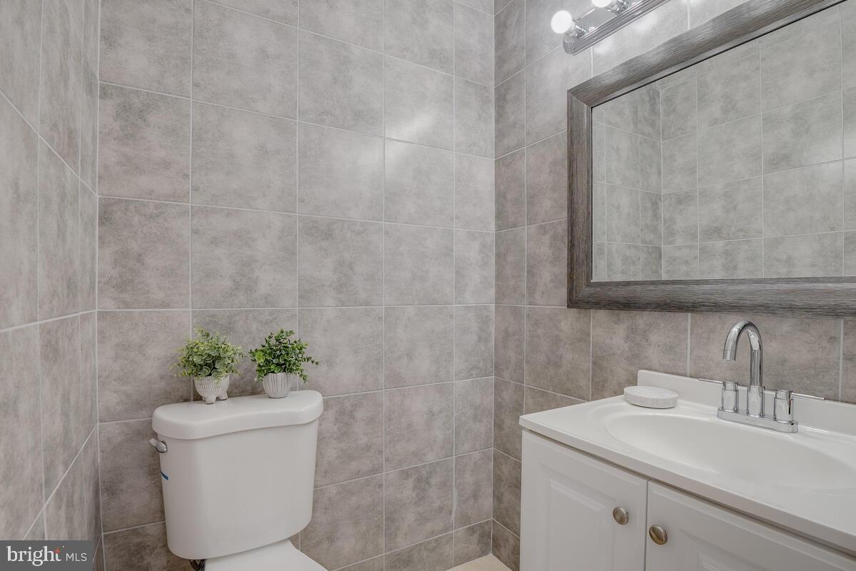 WILLOW HILLS 03 - Residential Lease