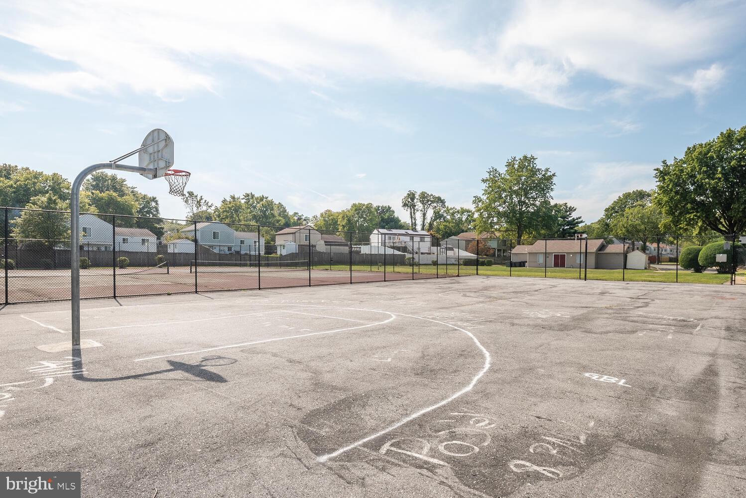 WILLOW HILLS 03 - Residential Lease