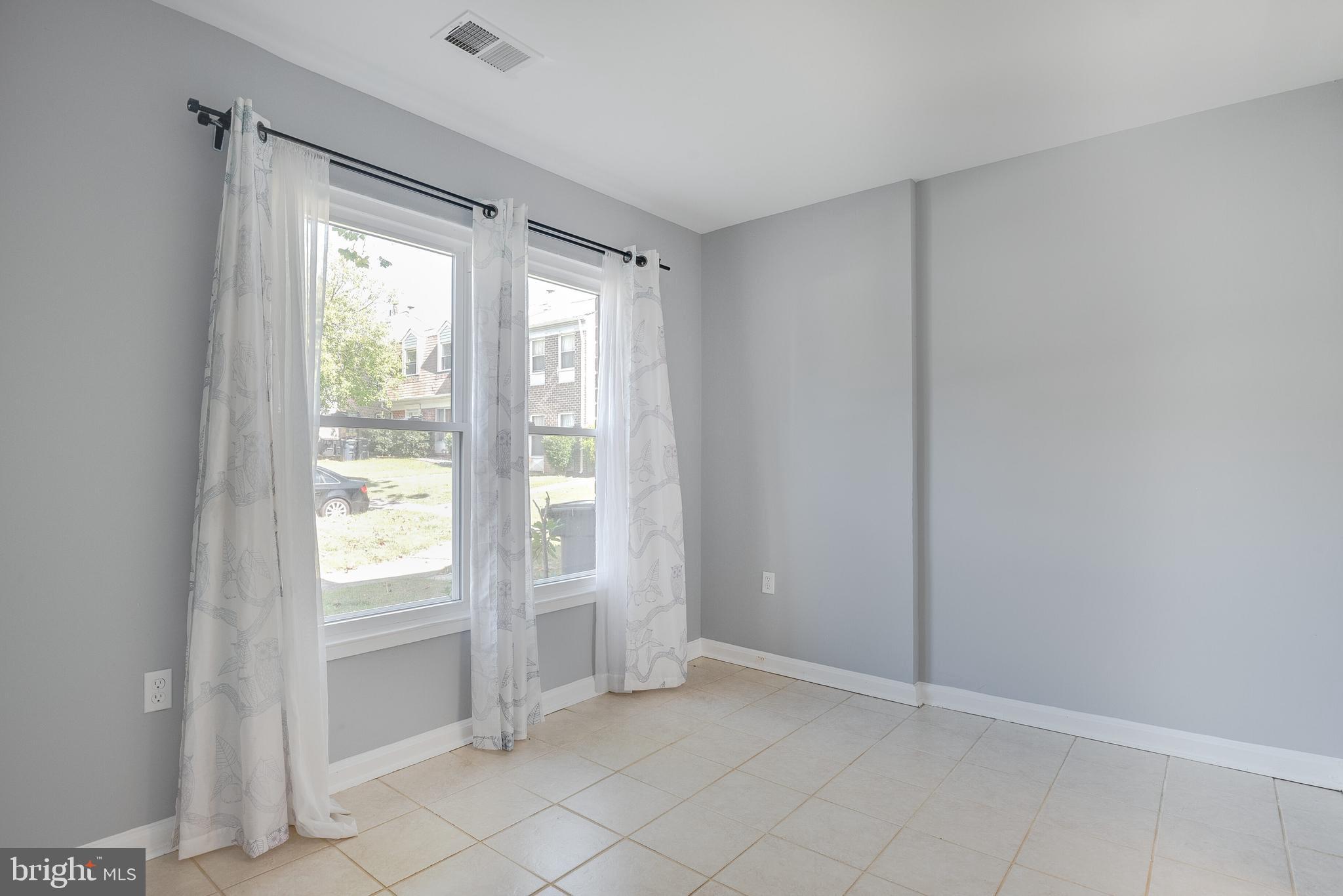 WILLOW HILLS 03 - Residential Lease