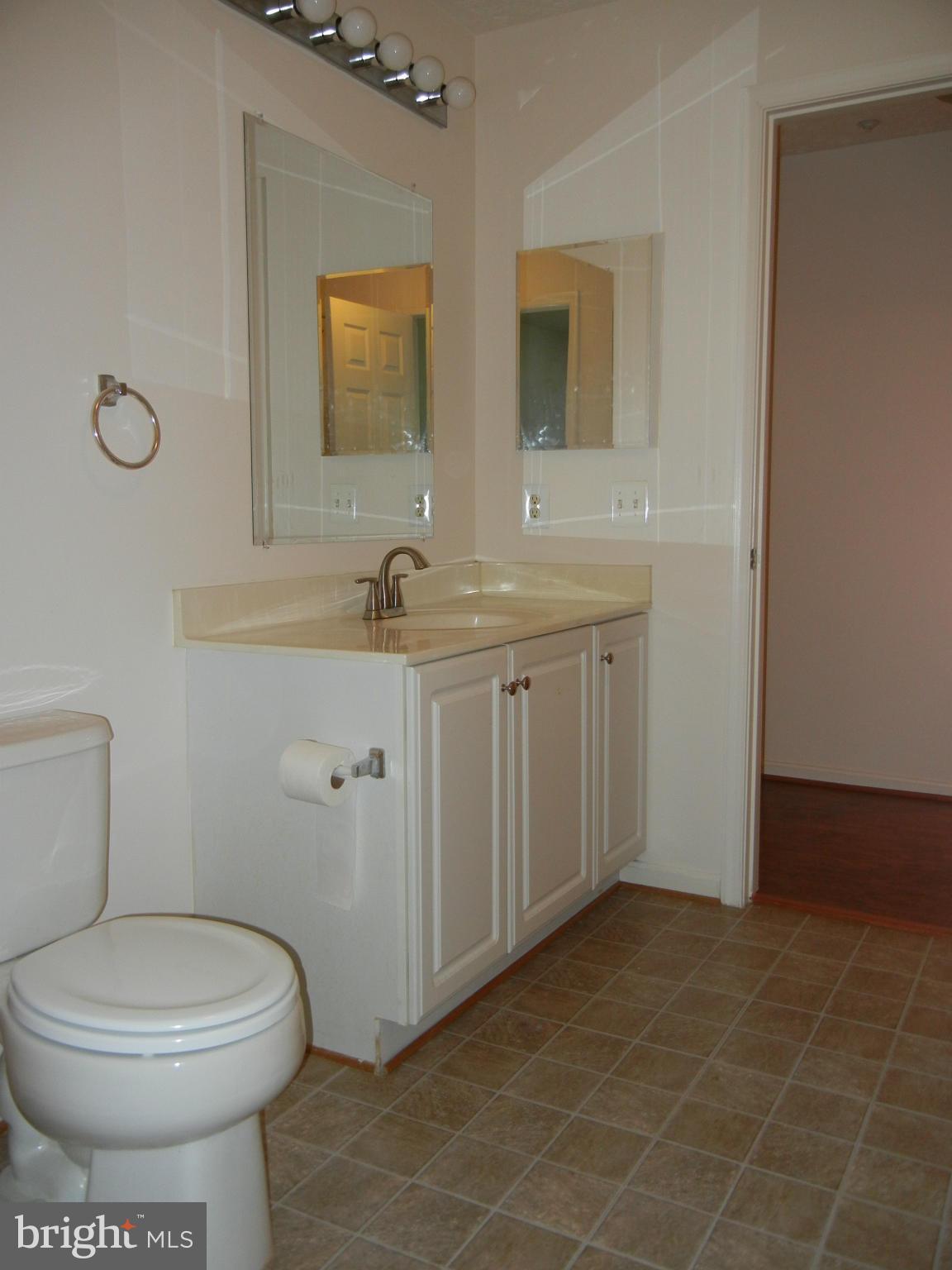 WINDGATE CONDO - Residential