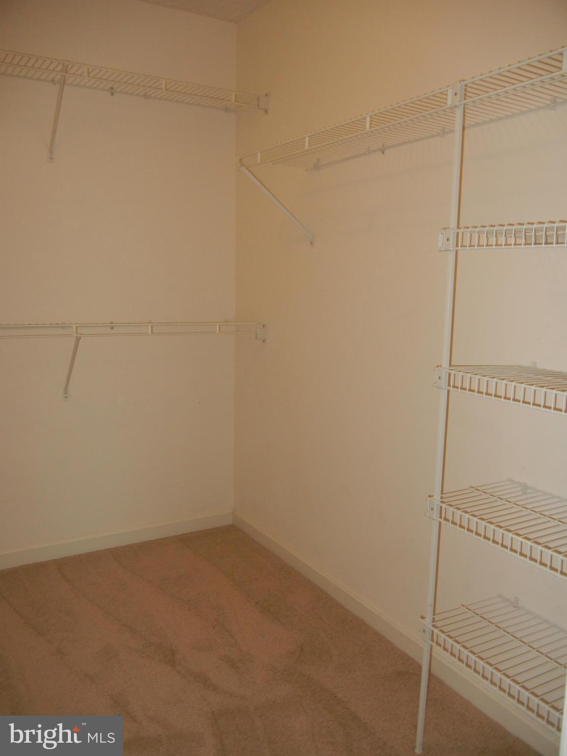 WINDGATE CONDO - Residential