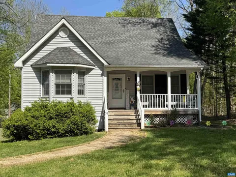 39 Overlook Cir, Palmyra, VA MLS: 663105