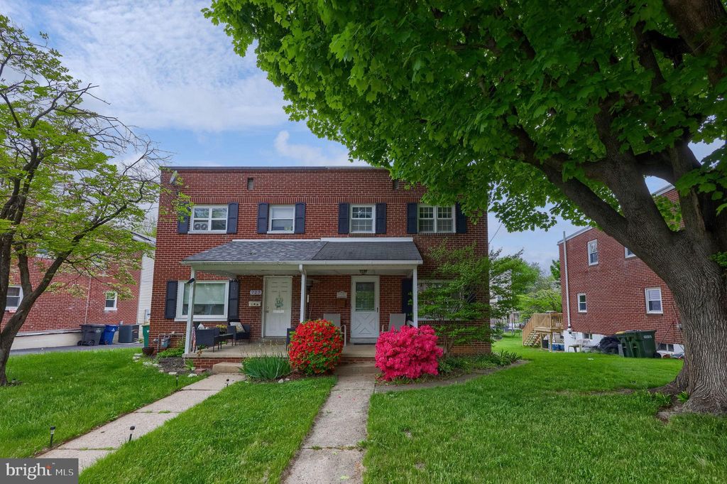 Photo of 729 Skyline Drive, LANCASTER, PA 17601 (MLS # PALA2087610)