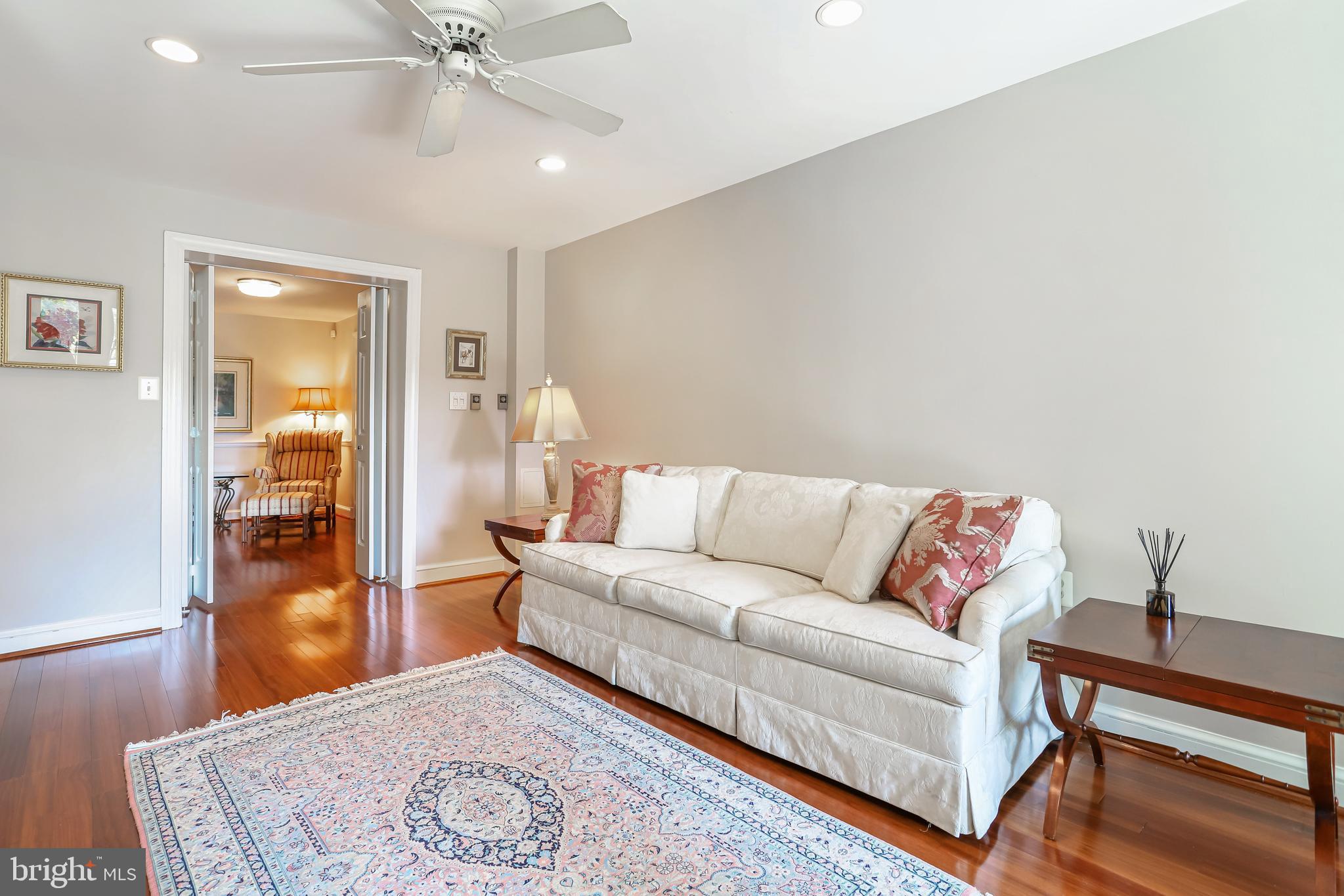 YATES GARDENS - Residential