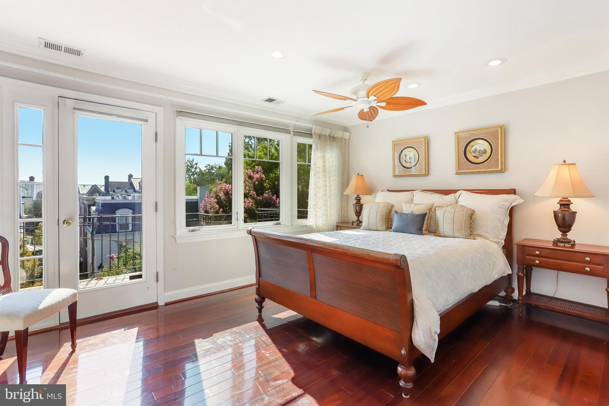 YATES GARDENS - Residential