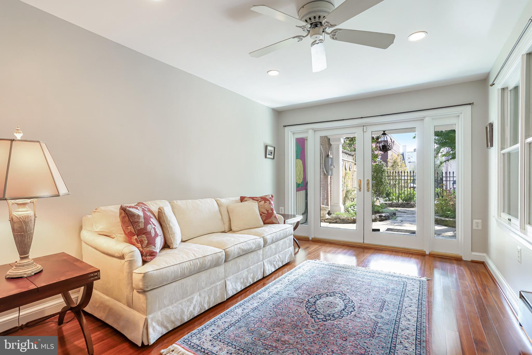 YATES GARDENS - Residential