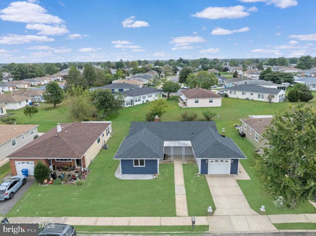 Photo of 7 Puerto Vallarta Street, TOMS RIVER, NJ 08757 (MLS # NJOC2037430)