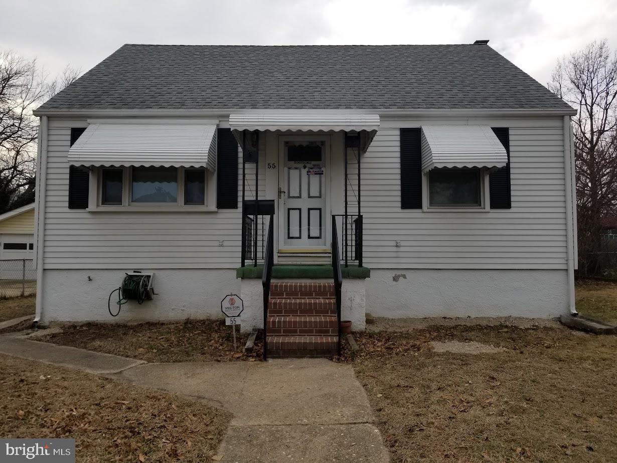 Home available for lease. AC, ceiling fans, fenced yard with small driveway and street parking. Two bedrooms on main floor and large 3rd bedroom upstairs. Gas stove and heating. Convenient location close to Glen Burnie High School, AACC Glen Burnie, and Courthouse. Minutes away from countless shopping and restaurants.
Tenant pays all utilities and is responsible for yard maintenance. No pets and no smoking allowed in home. Applicants will pay for credit/background check with application submittal. First months rent and security deposit due at lease signing