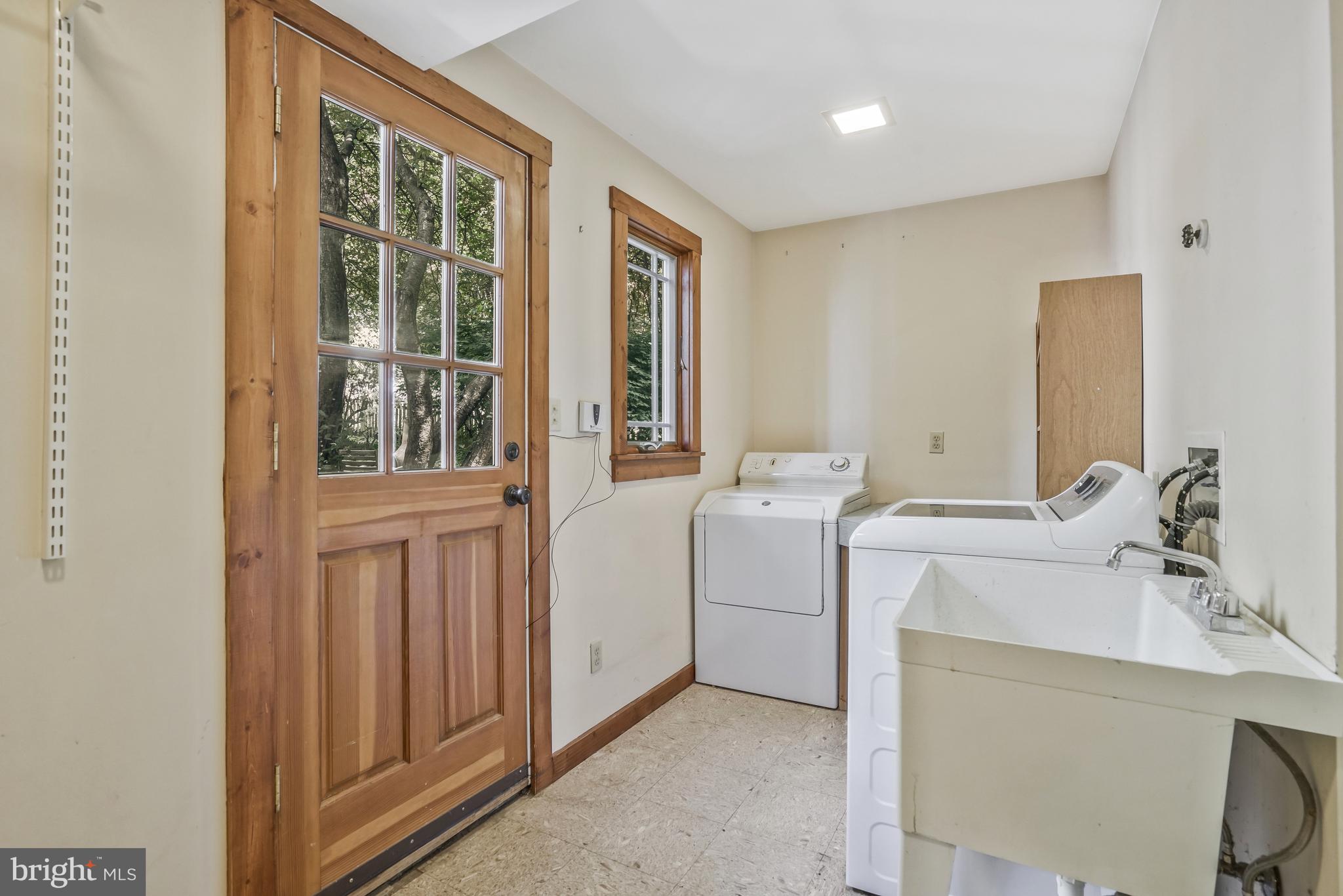 ENGLEWOOD - Residential