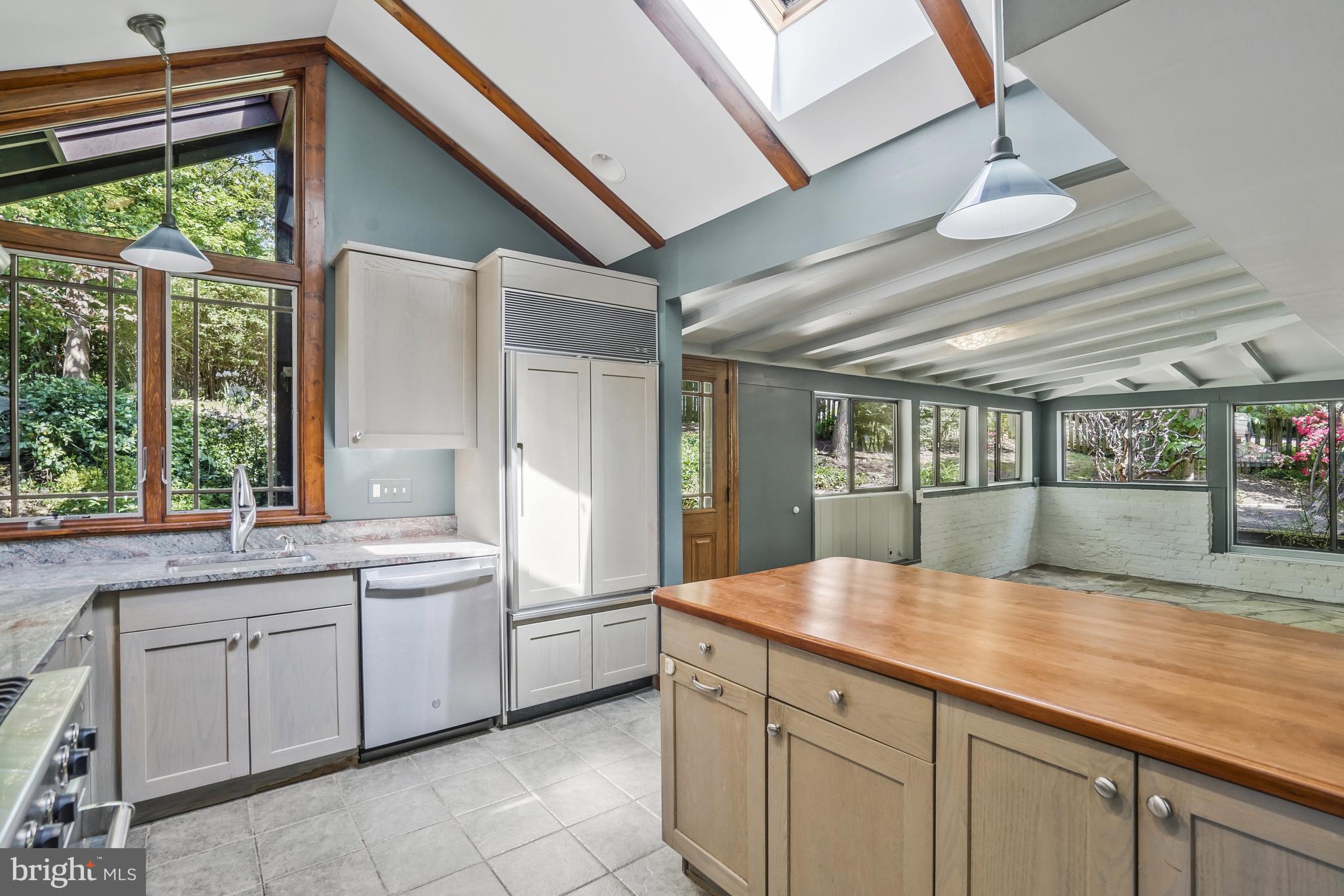 ENGLEWOOD - Residential