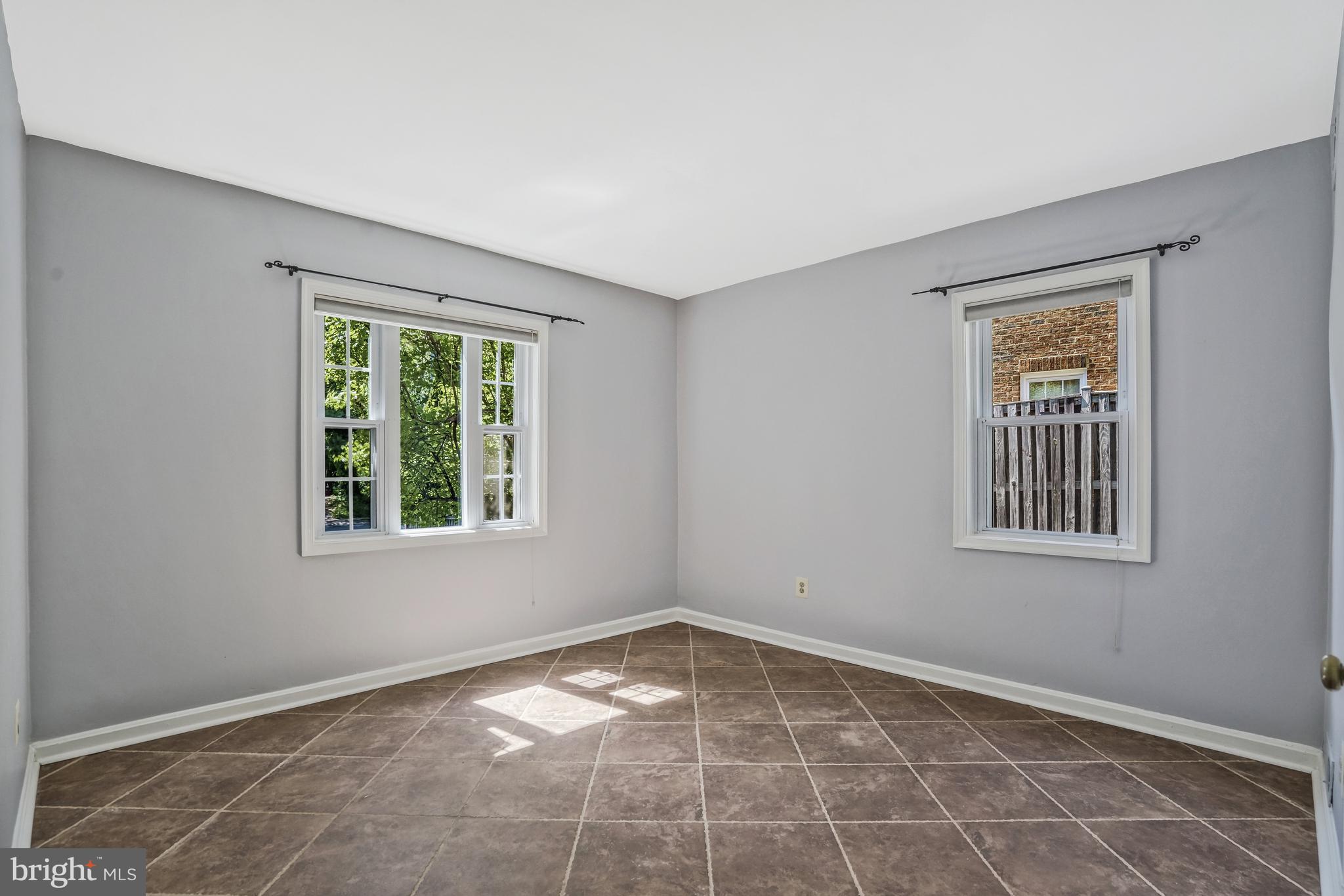 ENGLEWOOD - Residential